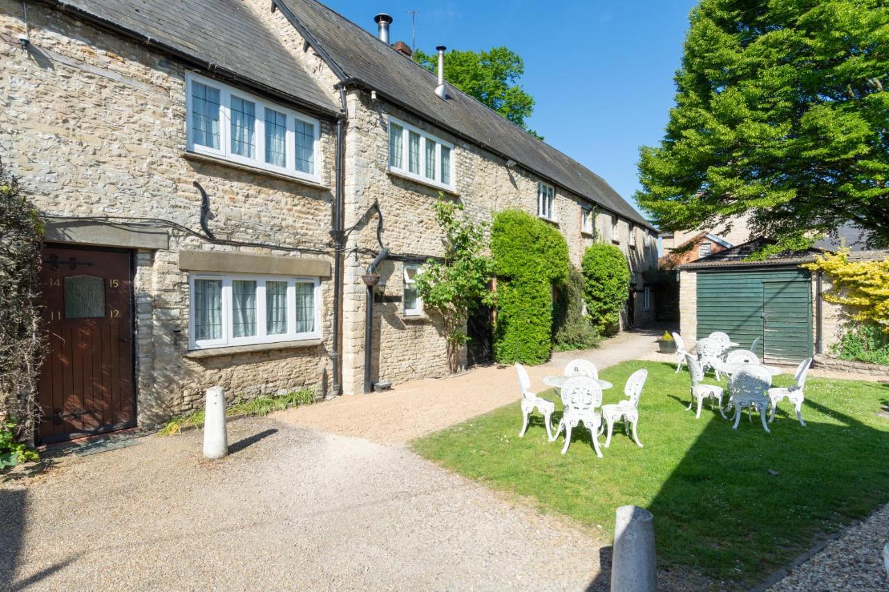 Jersey Arms Hotel Bicester Exterior foto